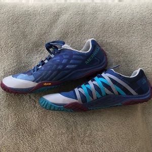 Merrel womens trail glove eco size 8 barefoot vibram shoe’s in EUC